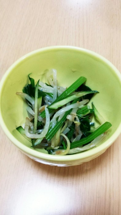 副菜に⭐もやしとほうれん草のおかか和えの写真