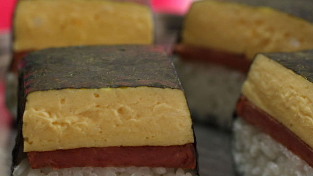 ふわふわのポークたまごおにぎり レシピ 作り方 By ぷらっちょ クックパッド 簡単おいしいみんなのレシピが354万品