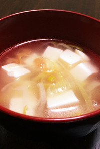 風邪予防に！梅干しと豆腐のスープ