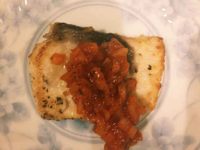 メカジキのムニエル トマトソース味 レシピ 作り方 By まつこ W クックパッド 簡単おいしいみんなのレシピが353万品