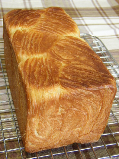 デニッシュ食パンの写真