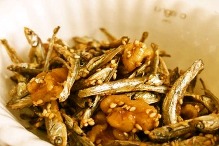 カルシウム 食べる煮干しとクルミ レシピ 作り方 By あんピンク クックパッド 簡単おいしいみんなのレシピが358万品