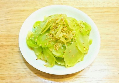 ブロッコリーの茎の塩麹漬けの写真