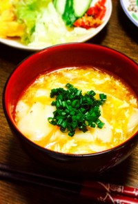 餃子の皮ツルンなキムチ卵スープ