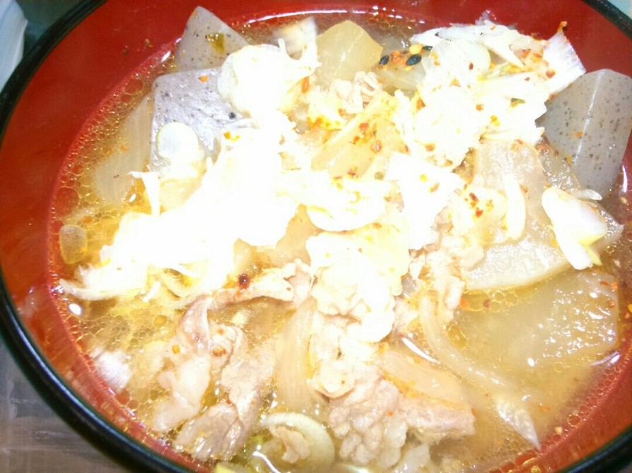 創味シャンタンで牛バラ煮込み風スープ☆の画像