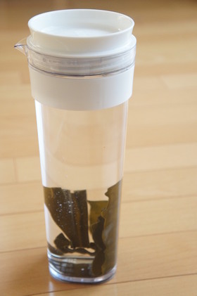離乳食初期からOK!簡単・無添加昆布だし