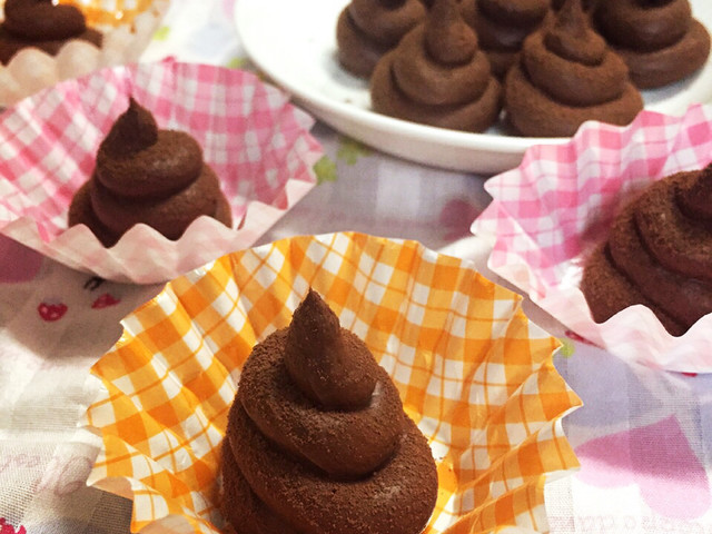 簡単大量生産うんこ生チョコ バレンタイン レシピ 作り方 By あゆみん22 クックパッド 簡単おいしいみんなのレシピが350万品 簡単大量生産うんこ生チョコ バレンタイン レシピ 作り方 By あゆみん22 クックパッド 簡単おいしいみんなのレシピが350万品