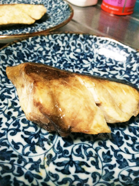 簡単♪絶品!ブリ(さわら)の昆布茶焼き