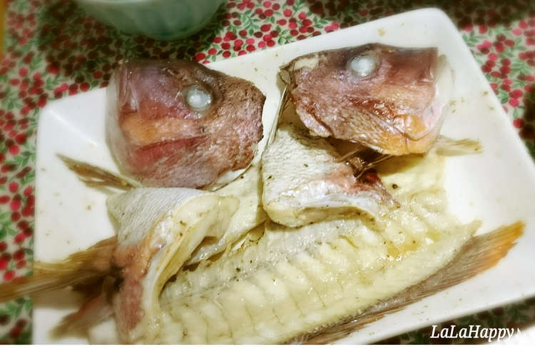 安旨 鯛のあらの洋風オーブン焼き レシピ 作り方 By Lalahappy1 クックパッド 簡単おいしいみんなのレシピが361万品