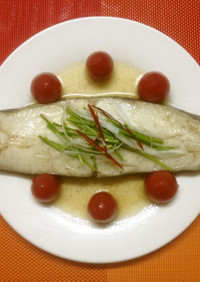 フライパンで白身魚の蒸焼き（蒸鱼）