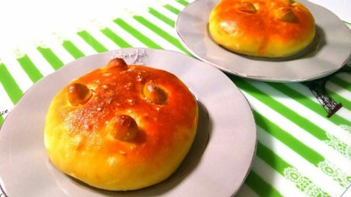 低糖質パン☆マカダミアナッツと岩塩のパンの写真