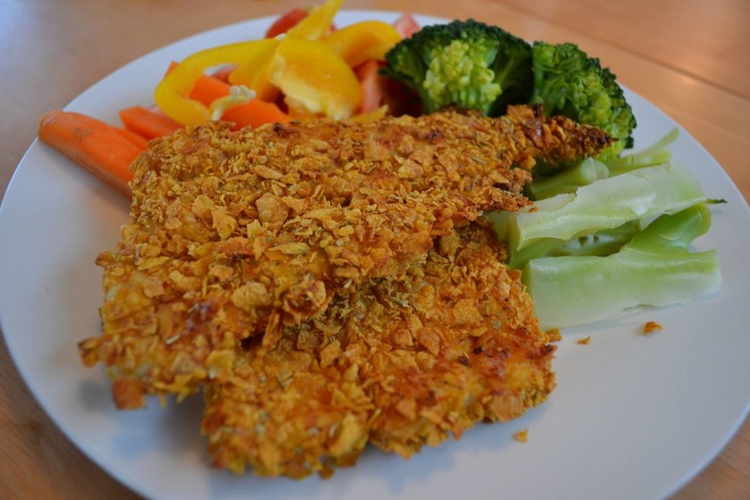 カリカリのフィッシュタコスと赤キャベツのコールスローのレシピ