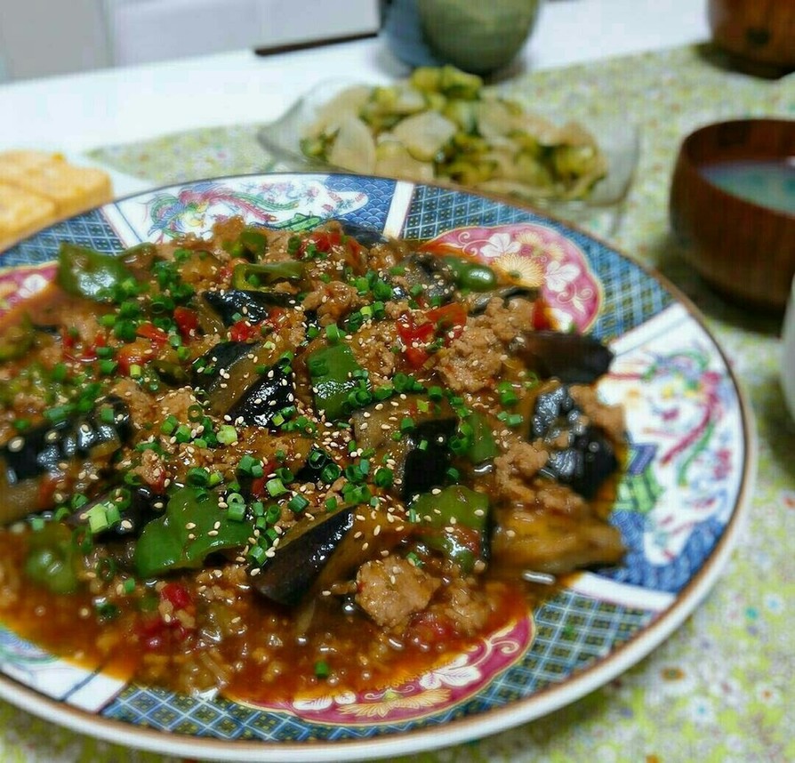 茄子と豚挽肉の味噌炒めの画像