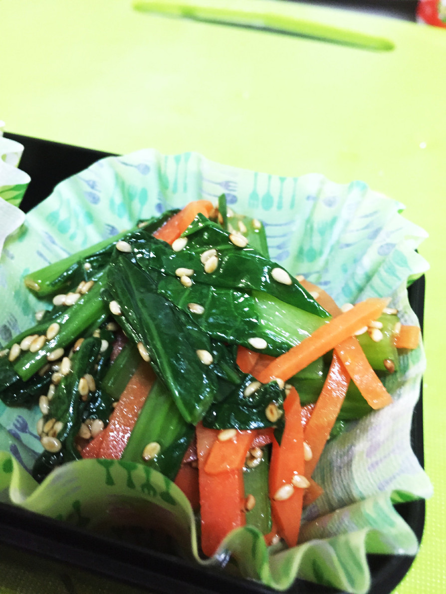 簡単！にんじんと小松菜のナムルの画像