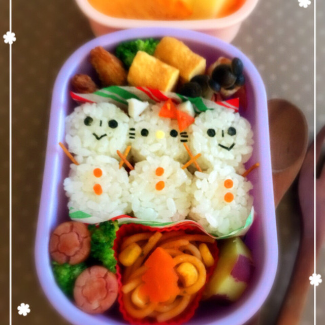 冬の簡単キャラ弁 雪だるまキティちゃん レシピ 作り方 By Meiyuina クックパッド 簡単おいしいみんなのレシピが352万品