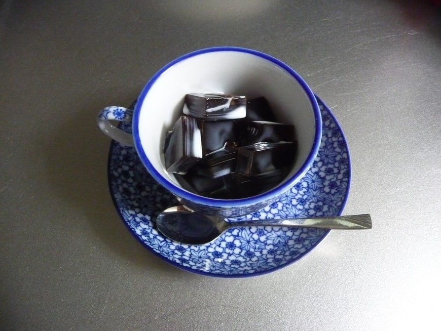糖質制限　寒天で作るコーヒーゼリーの画像