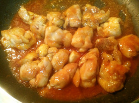 スイートサワーチキン(糖醋鸡肉)