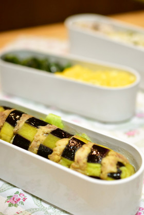 レンジで!茄子とひき肉のロングサンド