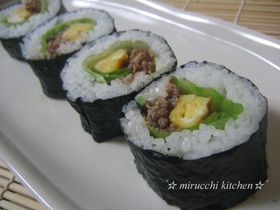 みんな大好き♪ マヨそぼろ海苔巻き