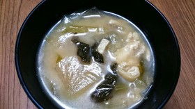 簡単☆大根と油揚げの味噌汁