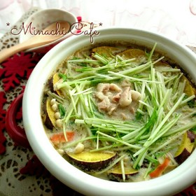 汁まで美味しい根野菜のゴマ味噌豆乳鍋