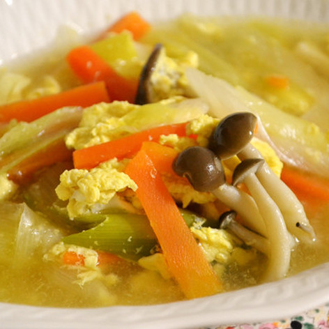 野菜がたくさんとれる中華スープ
