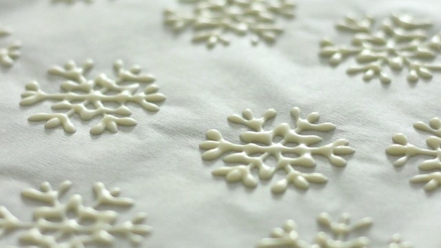 チョコで雪の結晶 コルネの作り方も レシピ 作り方 By Lalasweets クックパッド