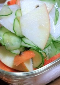 ワンルームご飯★リンゴと根菜のサラダ