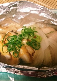鮭のホイル焼き(味噌マヨ風味)