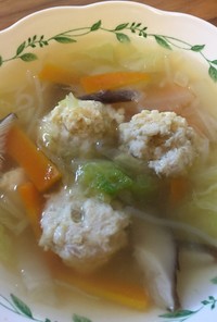 鶏団子と白菜の春雨スープ