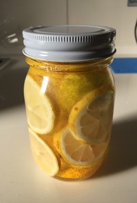 レモンの蜂蜜漬け