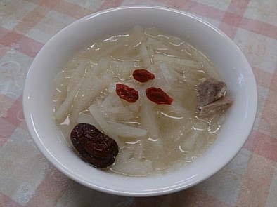 大根の薬膳スープの写真