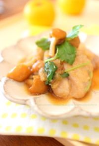 簡単☺柚子生姜鶏もも肉のなめこおろし煮
