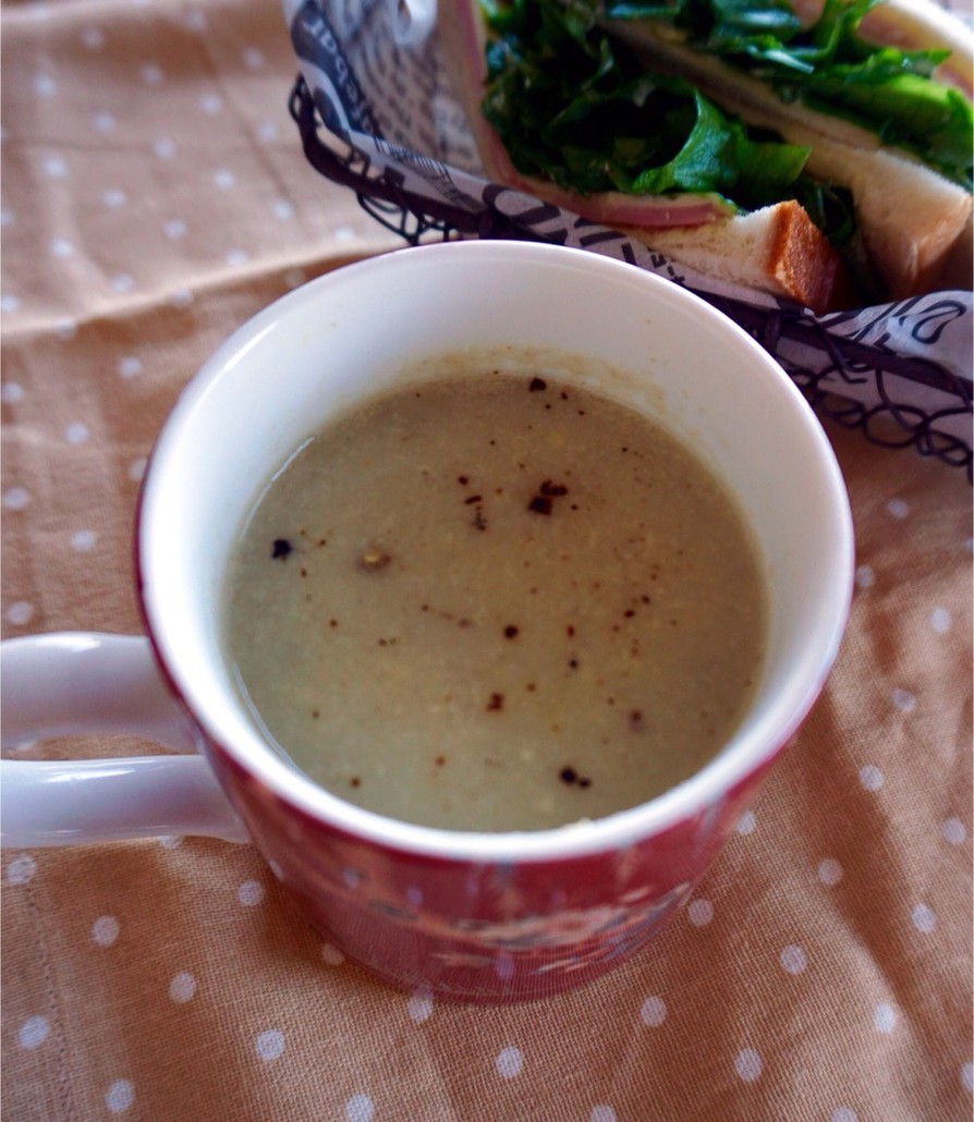 カリフラワーのカップスープの画像