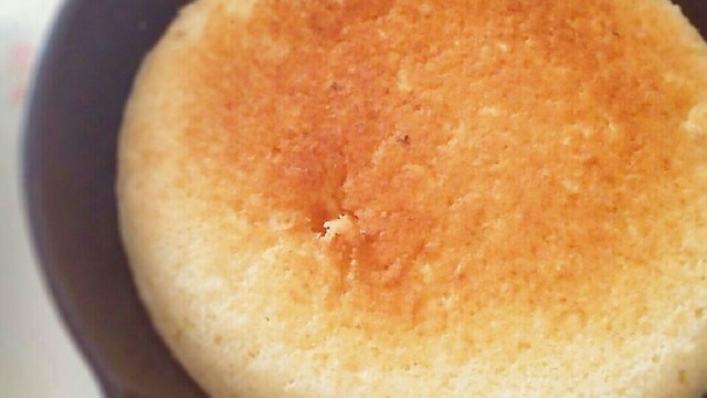 ダッチオーブンで簡単 粉ミルクパンケーキ レシピ 作り方 By Omifamily クックパッド
