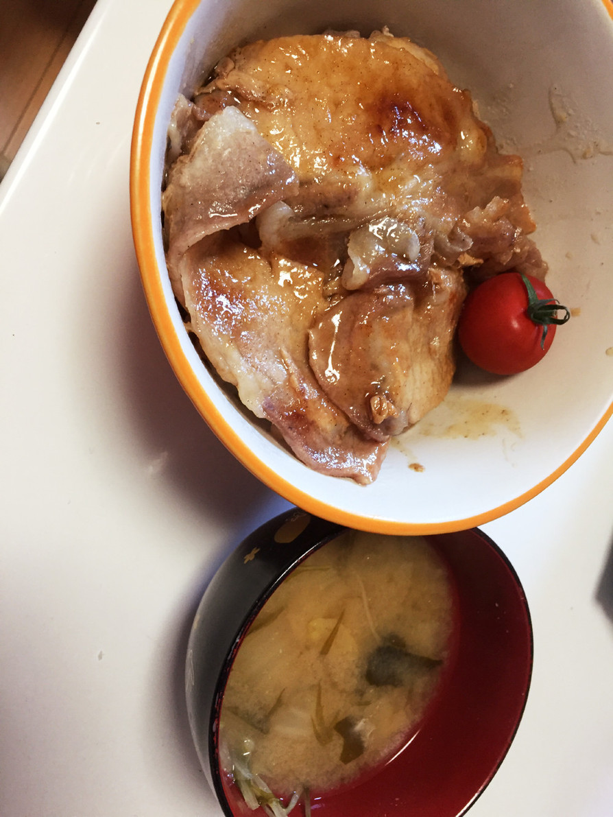 豚の生姜焼き丼❗の画像