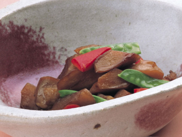 甘辛お煮しめ(れんこん、こんにゃく、ごぼう、鶏肉、にんじん、さやえんどう)