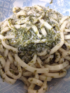 簡単ランチ!海苔のめんつゆクリームうどん