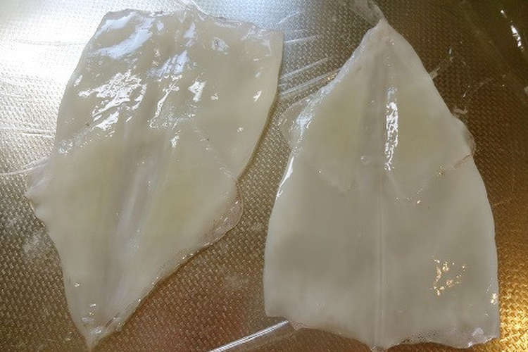 キッチンばさみで楽々 イカのさばきかた レシピ 作り方 By Toddchiku クックパッド 簡単おいしいみんなのレシピが356万品