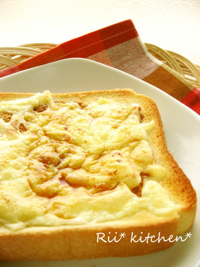 ガーリックしょうゆ♡チーズトースト♡の写真