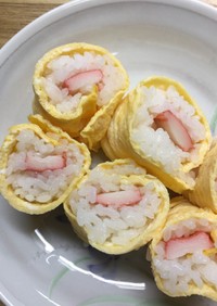 卵でロール寿司(かにかま)