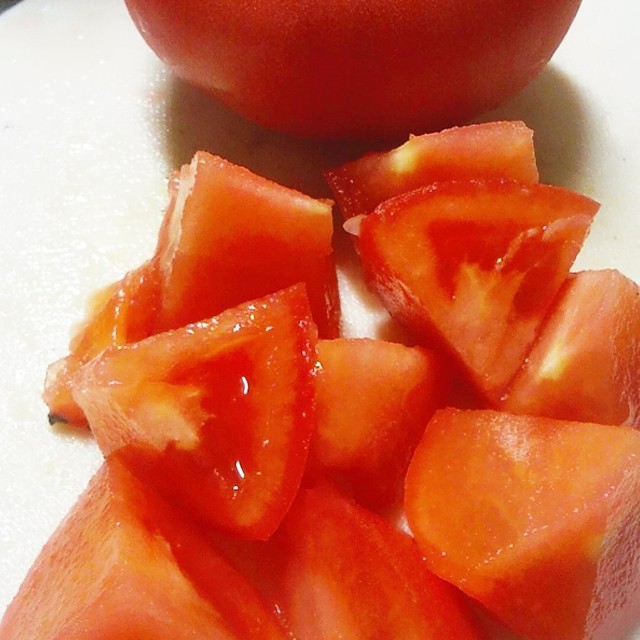 汁漏れしないトマトの角切り レシピ 作り方 By はまらぶ クックパッド 簡単おいしいみんなのレシピが350万品