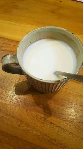 喉が痛いときに♡はちみつ入りホットミルク