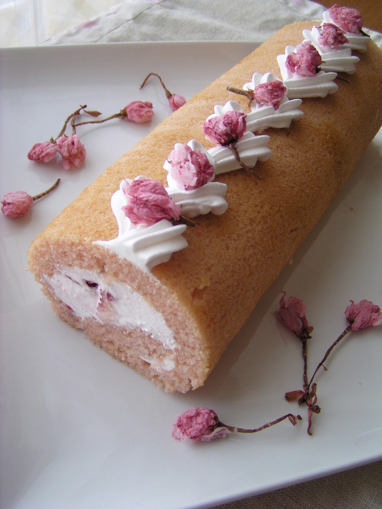 春待ち♪桜のロールケーキ(卵・乳なし)の画像