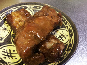 圧力鍋で豚軟骨(ソーキ)の煮付け