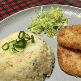 簡単☆シンプルなパラパラ炒飯