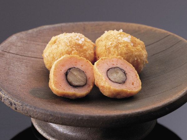 黒豆 海老包み揚げ