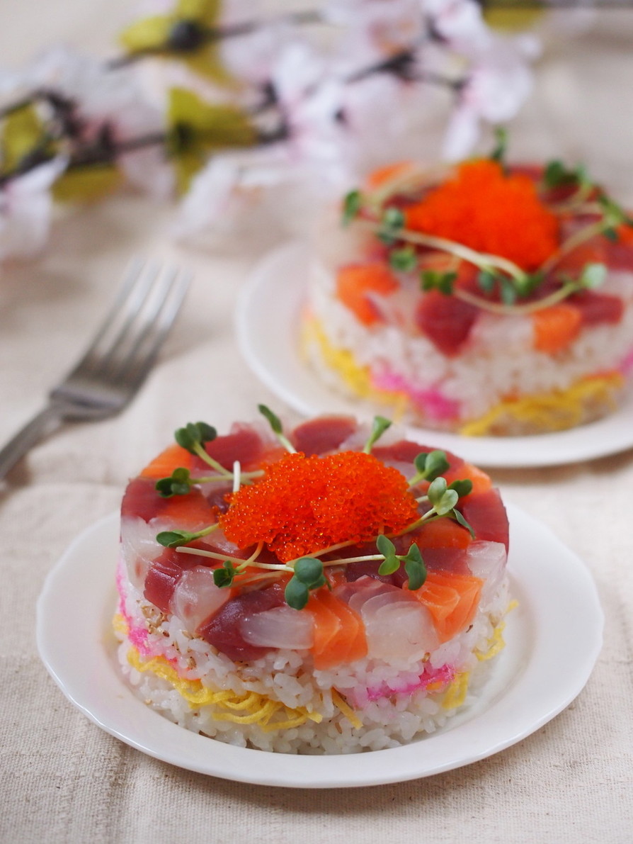 ひな祭りのお寿司ケーキの画像