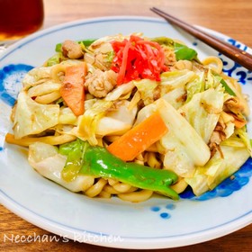 バターで旨くなるなる♪焼きうどんソース味