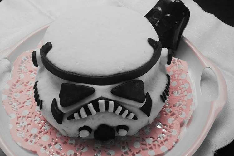 スターウォーズのストームトルーパーケーキ レシピ 作り方 By むぎむぎちゃ クックパッド 簡単おいしいみんなのレシピが358万品
